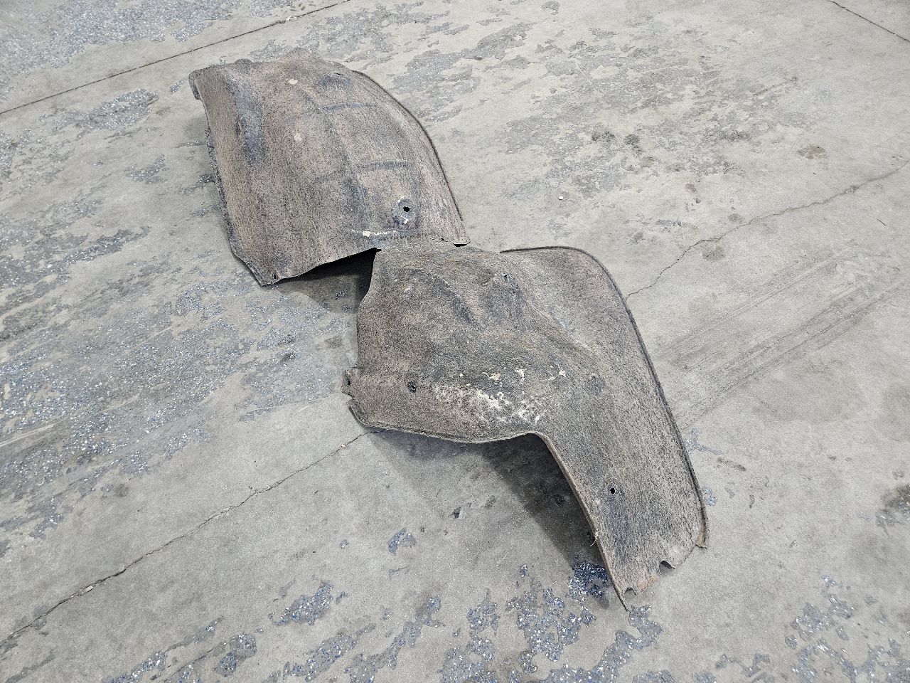 2019 SIERRA150 RH PASSENGER REAR WHEEL INNER LINER 30286 - image 5