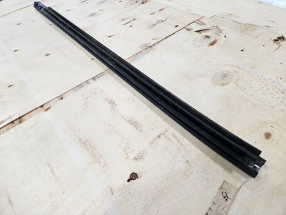 2019 SIERRA150 FRONT LH REVEAL MOLDING GLOSS BLACK 30294 - image 13