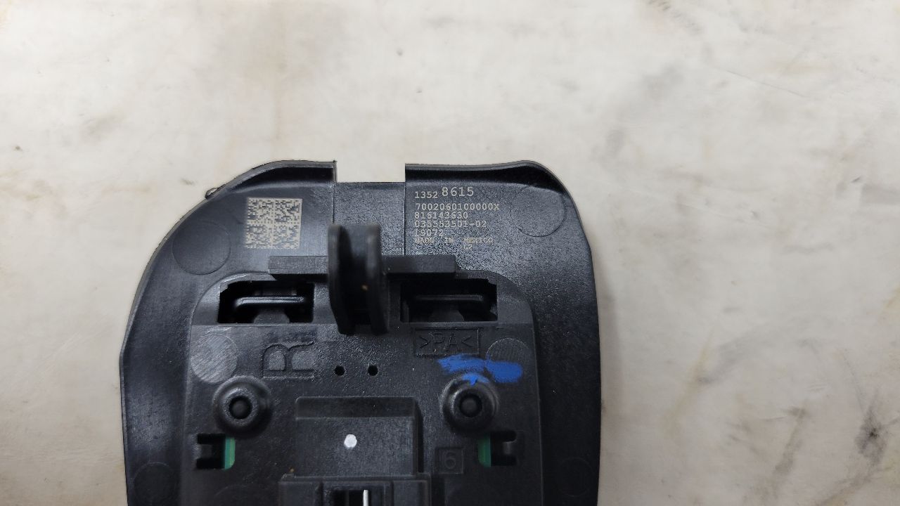 2019 SIERRA150 VOLUME & FAVORITE SWITCHES 13528614 30311 - image 8