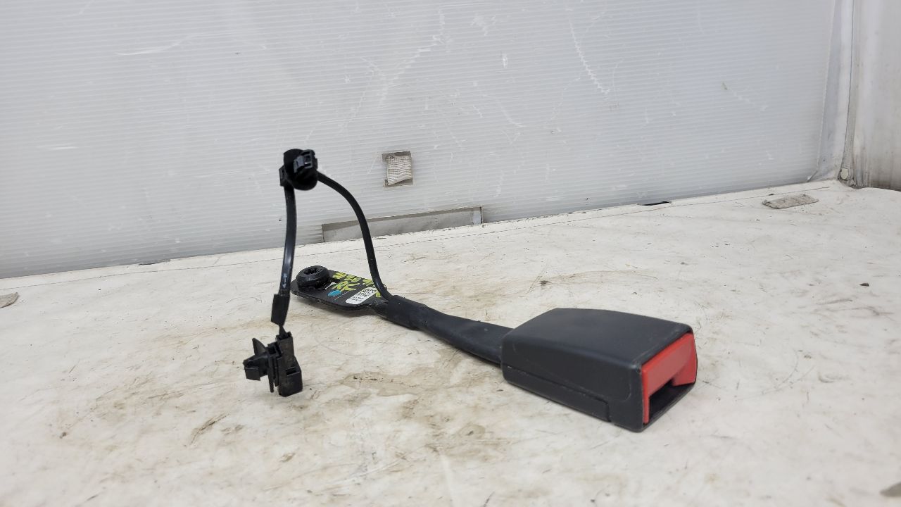 2020 SILVRDO15 RH PASSENGER SEAT BELT BUCKLE 30315 - image 4