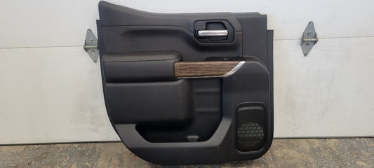 2019 SILVRDO15 LH REAR DOOR PANEL TRIM HC CREW CAB 30349 - image 1