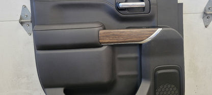 2019 SILVRDO15 LH REAR DOOR PANEL TRIM HC CREW CAB 30349 - image 5