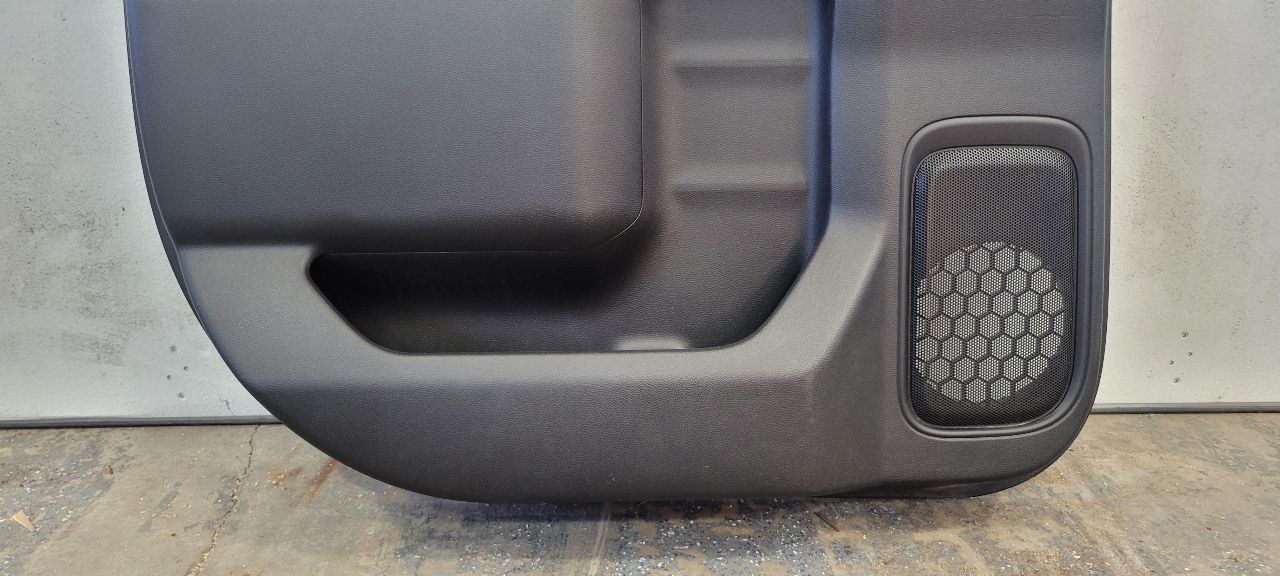 2019 SILVRDO15 LH REAR DOOR PANEL TRIM HC CREW CAB 30349 - image 6