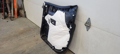 2019 SILVRDO15 LH REAR DOOR PANEL TRIM HC CREW CAB 30349 - image 10