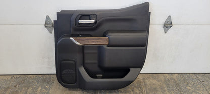 2019 SILVRDO15 RH REAR DOOR PANEL TRIM HC CREW CAB 30350 - image 1