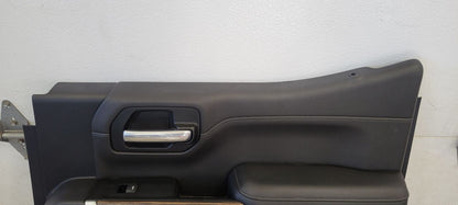 2019 SILVRDO15 RH REAR DOOR PANEL TRIM HC CREW CAB 30350 - image 7