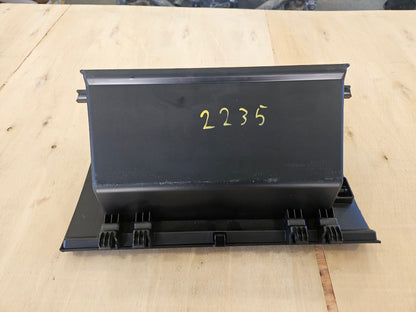 2019 SILVRDO15 LOWER GLOVE BOX JET BLACK 84093881 30353 - image 4