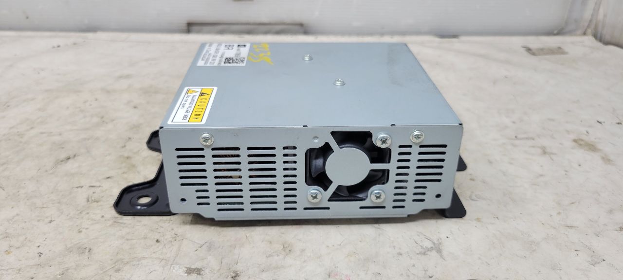 2019 SILVRDO15 AC DC POWER CONTROL MODULE 84361189 30354 - image 4