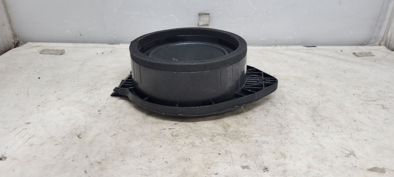 2019 SILVRDO15 REAR DOOR BOSE SPEAKER 84584302 30363 - image 10