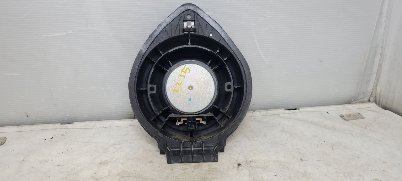 2019 SILVRDO15 REAR DOOR BOSE SPEAKER 84584302 30363 - image 11