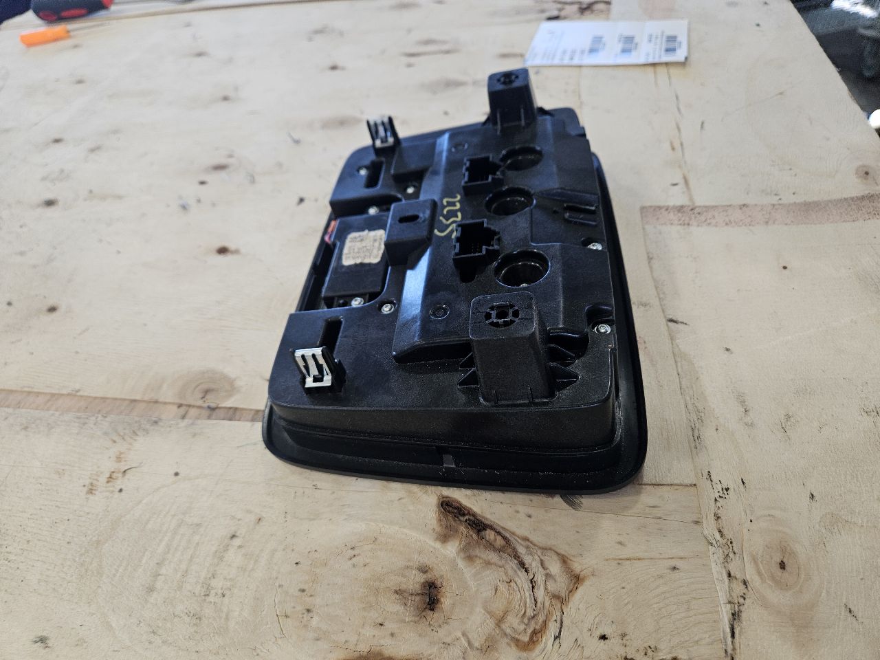 2019 SILVRDO15 OVERHEAD CONSOLE BLACK W/HOMELINK 30396 - image 6
