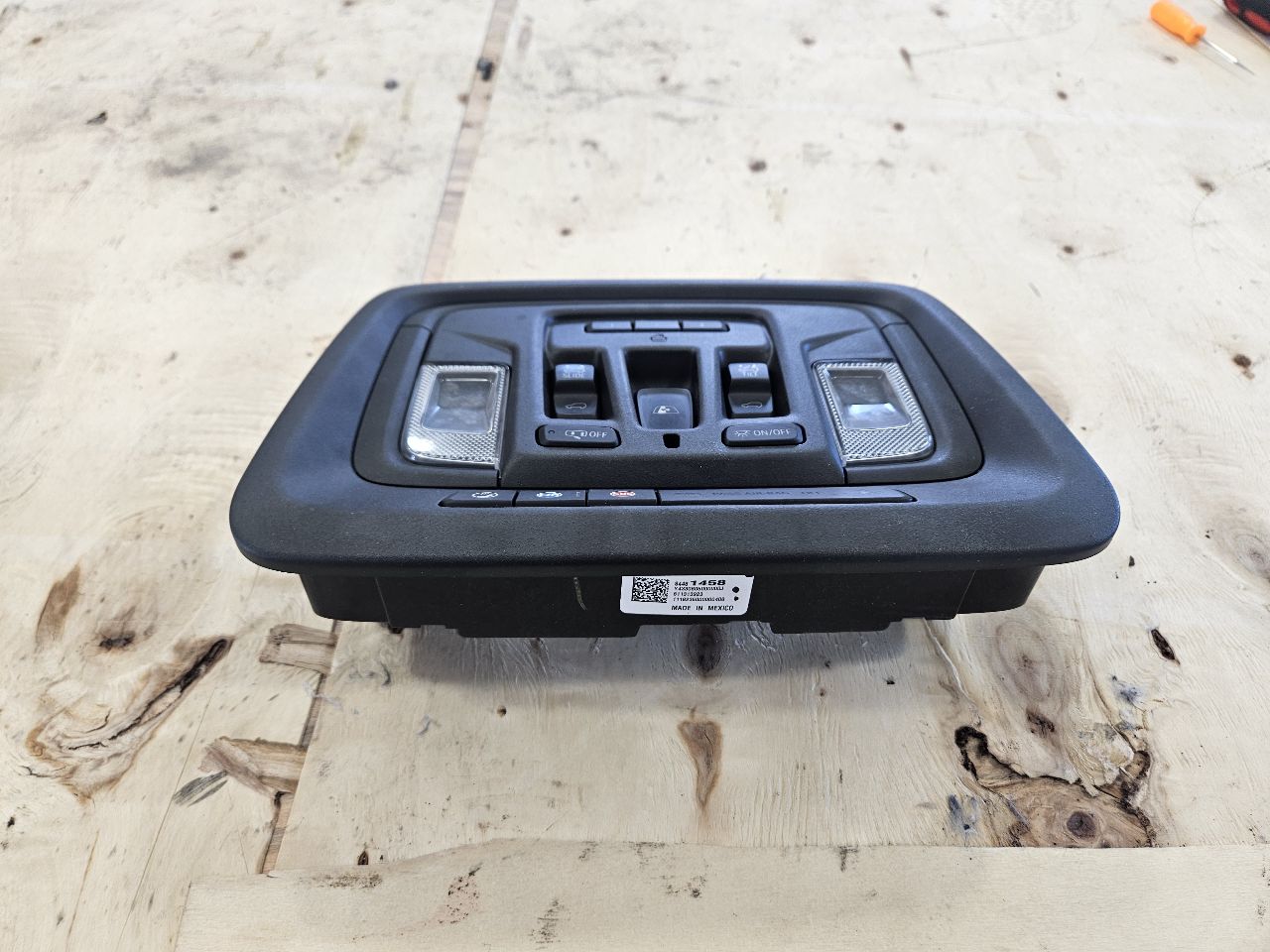 2019 SILVRDO15 OVERHEAD CONSOLE BLACK W/HOMELINK 30396 - image 8
