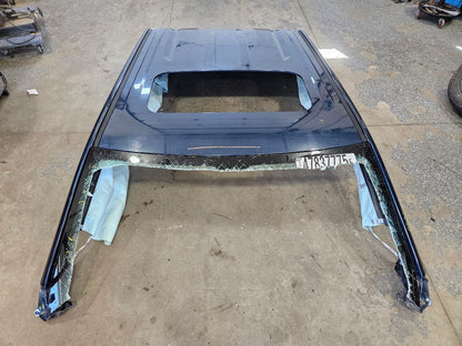 2019 SILVRDO15 CREW CAB WITH SUNROOF HOLE BLUE GA0 30400 - image 1
