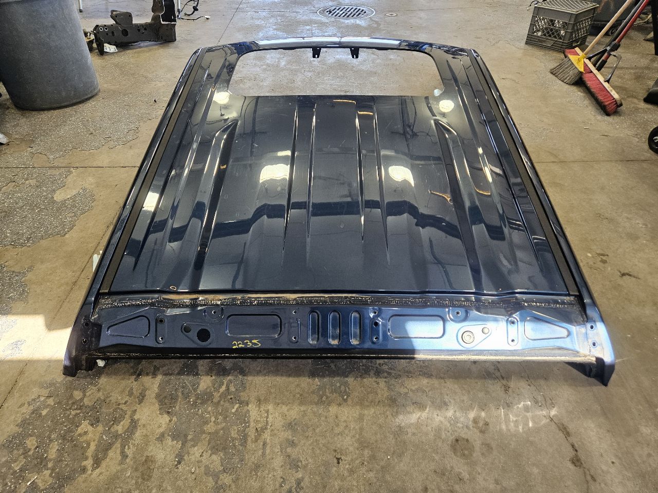 2019 SILVRDO15 CREW CAB WITH SUNROOF HOLE BLUE GA0 30400 - image 6