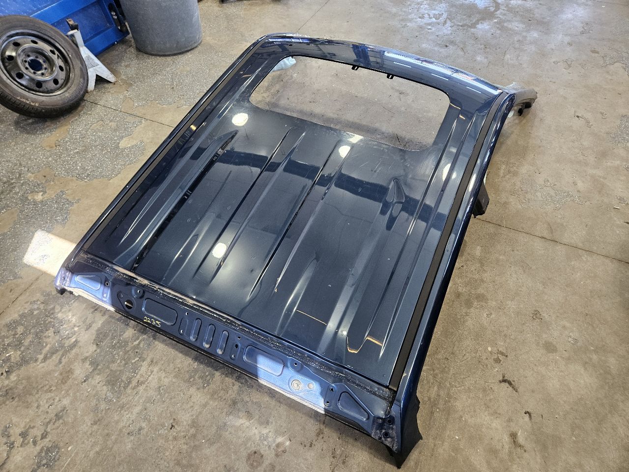2019 SILVRDO15 CREW CAB WITH SUNROOF HOLE BLUE GA0 30400 - image 8