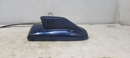 2019 SILVRDO15 SHARK FIN ANTENNA BLUE GA0 84425638 30404 - image 5