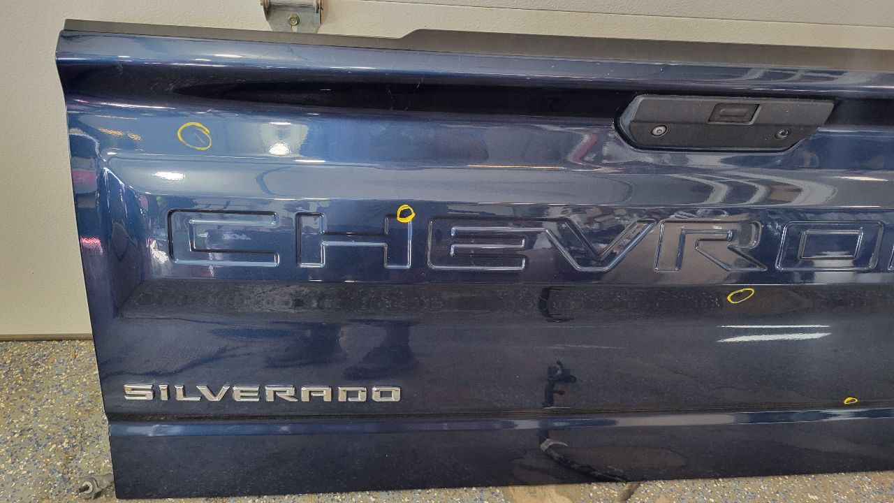 2019 SILVRDO15 TAILGATE BLUE GA0 QT6 UV2 PARK DING 30414 - image 10