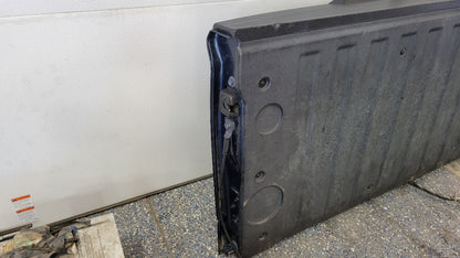 2019 SILVERADO TAILGATE BLUE GA0 QT6 UV2 PARK DING 30414 - image 1