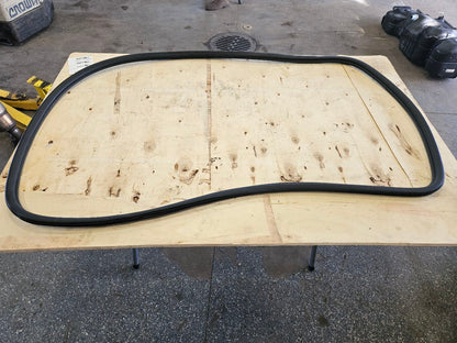 2019 SILVRDO15 REAR DOOR WEATHERSTRIPPING LH OR RH 30431 - image 4