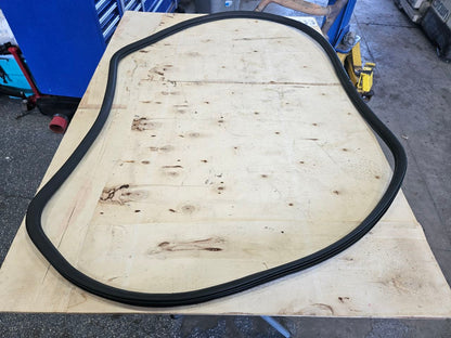 2019 SILVRDO15 REAR DOOR WEATHERSTRIPPING LH OR RH 30432 - image 1