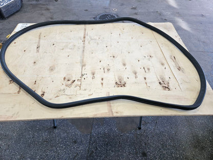2019 SILVRDO15 REAR DOOR WEATHERSTRIPPING LH OR RH 30432 - image 3