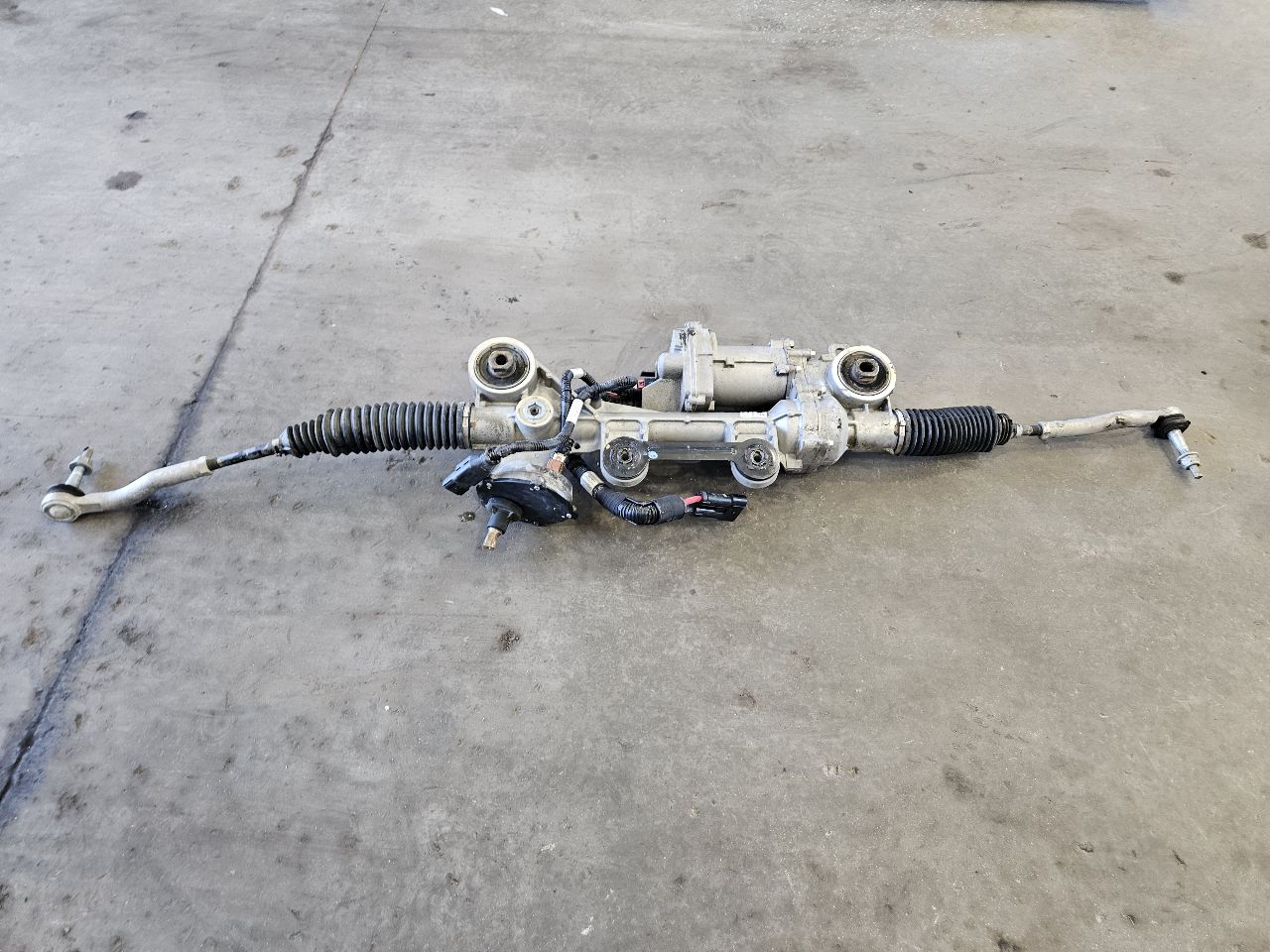 2019 SILVRDO15 OEM STEERING RACK 64K MI 84536372 30435 - image 4