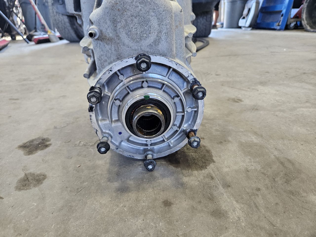 2019 SILVRDO15 TRANSFER CASE A4A 84554624 64K MILES 30437 - image 4