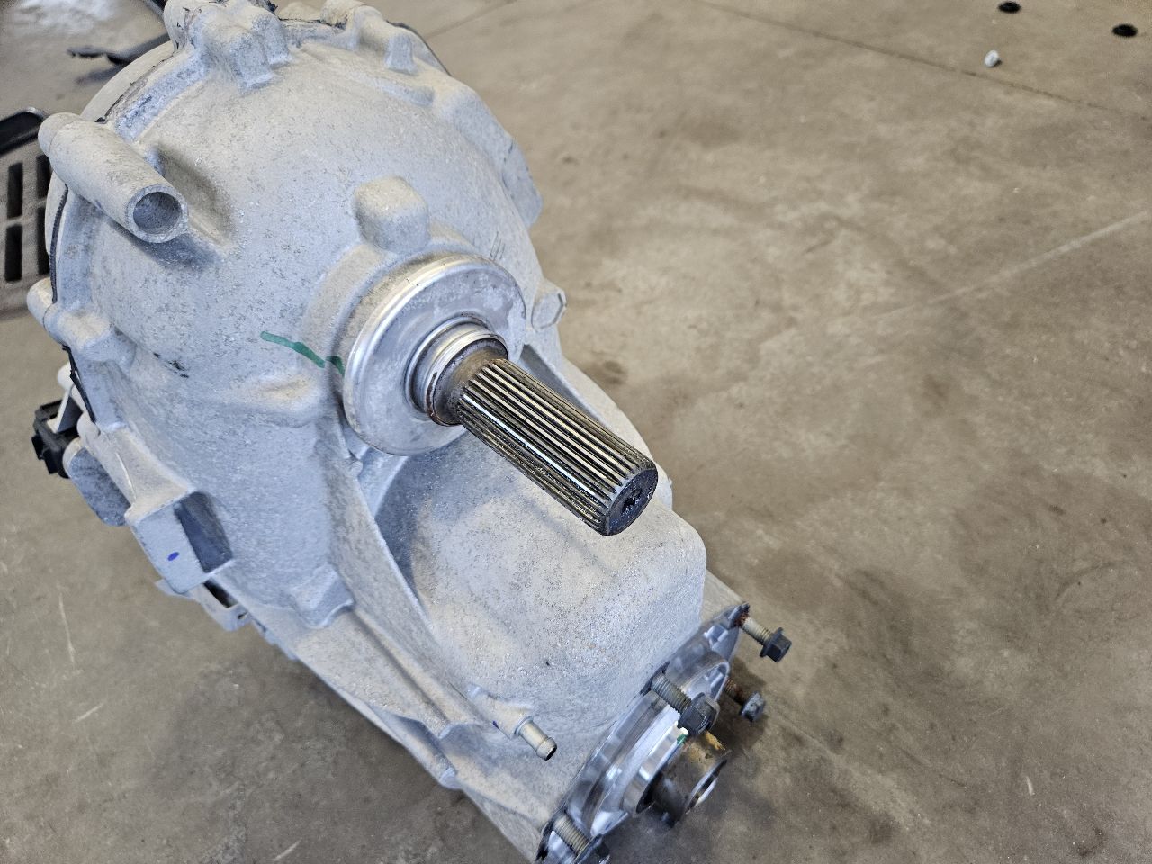 2019 SILVRDO15 TRANSFER CASE A4A 84554624 64K MILES 30437 - image 10