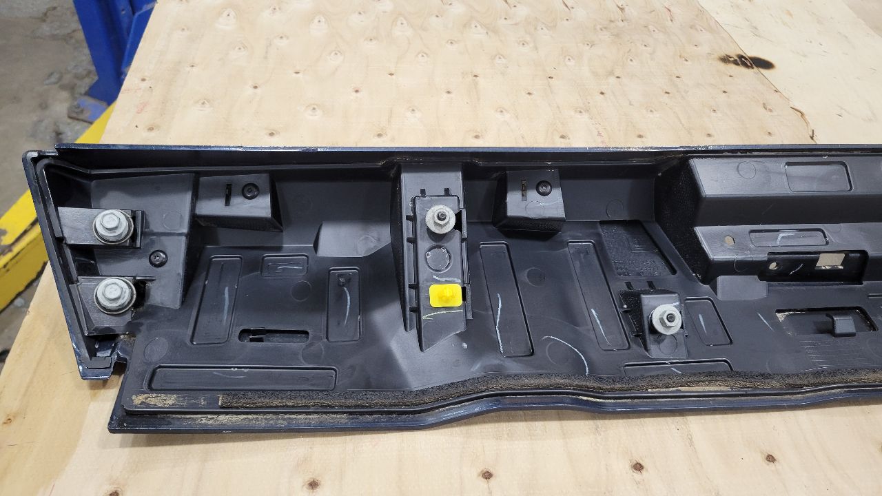 2019 SILVRDO15 ROOF SPOILER SOME KINDA BLUE GA0 30469 - image 13