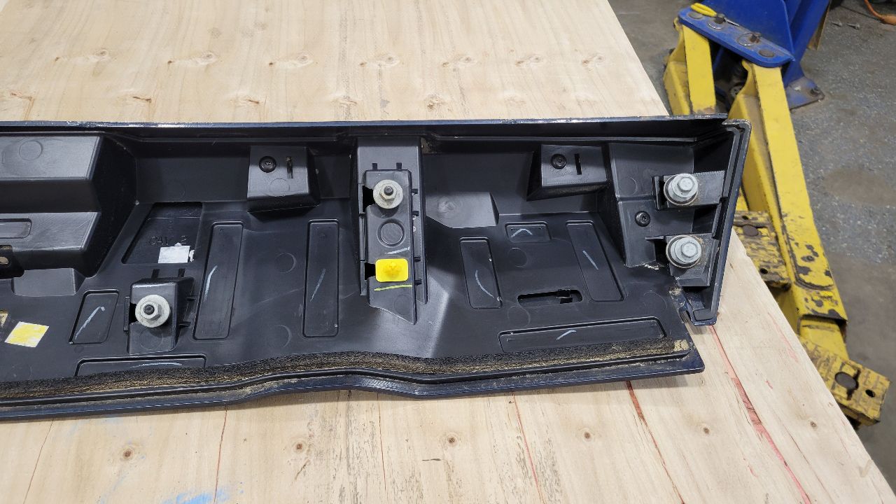 2019 SILVRDO15 ROOF SPOILER SOME KINDA BLUE GA0 30469 - image 16