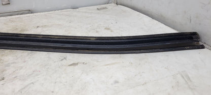 2019 SILVRDO15 RH REAR DOOR BELT REVEAL 84549260 30499 - image 7