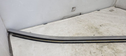 2019 SILVRDO15 RH REAR DOOR BELT REVEAL 84549260 30499 - image 19