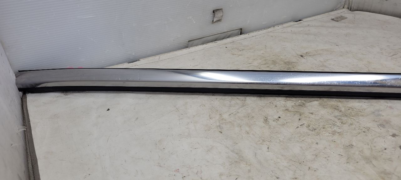 2019 SILVRDO15 RH FRONT BELT REVEAL 84543797 30501 - image 4
