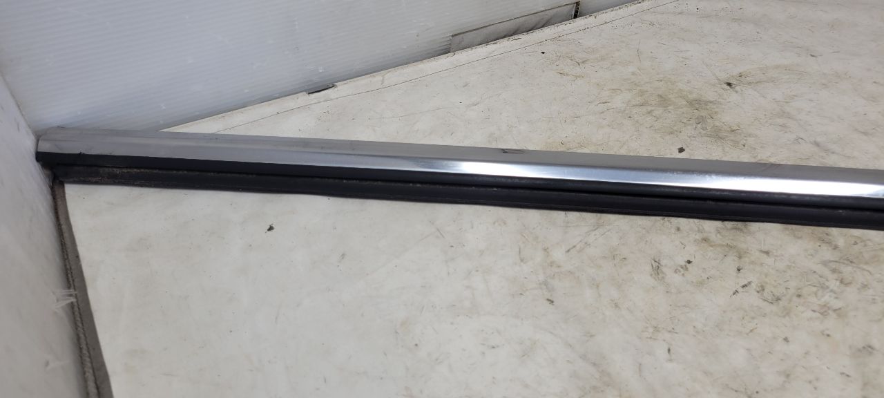 2019 SILVRDO15 RH FRONT BELT REVEAL 84543797 30501 - image 8