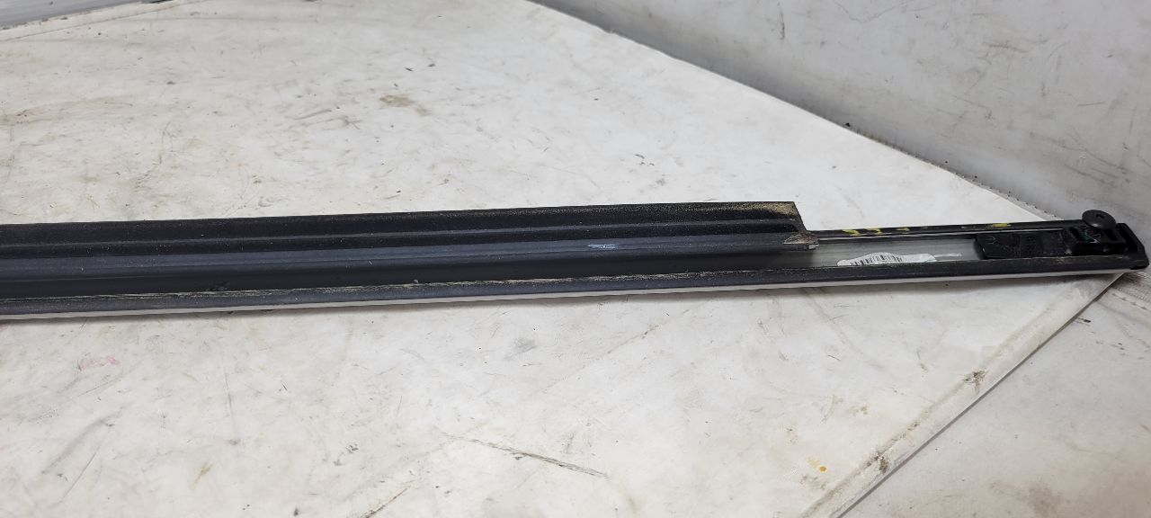 2019 SILVRDO15 RH FRONT BELT REVEAL 84543797 30501 - image 14