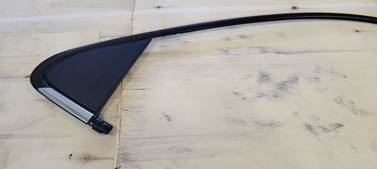 2019 SILVRDO15 LH FRONT UPPER REVEAL MOLDING TRIM 30503 - image 10