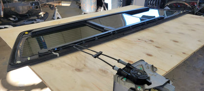 2018 SILVERADO OEM BACK GLASS POWER SLIDING 30535 - image 3