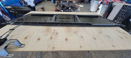 2018 SILVERADO OEM BACK GLASS POWER SLIDING 30535 - image 4