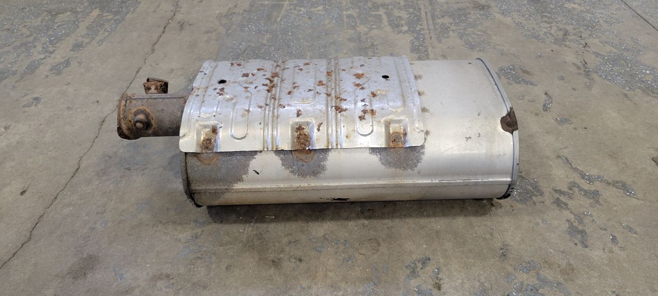 2018 SILVRDO15 OEM L86 6.2L EXHAUST MUFFLER & VALVE 30572 - image 1