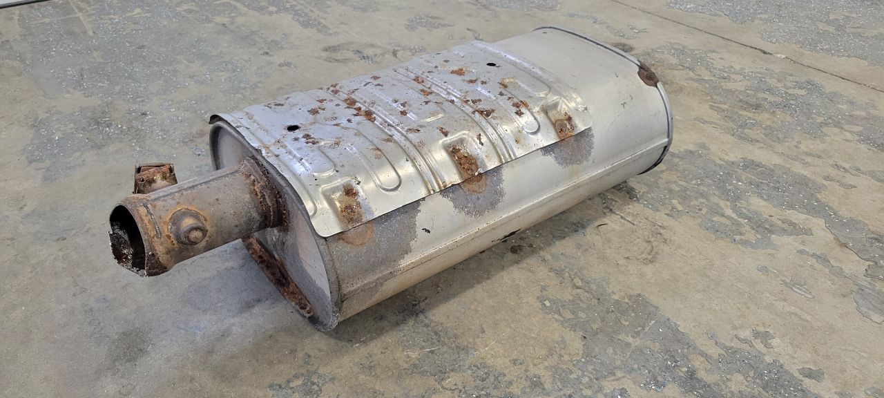 2018 SILVRDO15 OEM L86 6.2L EXHAUST MUFFLER & VALVE 30572 - image 8