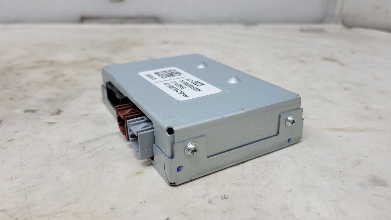 2018 SILVRDO15 HMI BYPASS MODULE 84216626 30591 - image 5