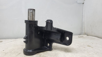 2018 SILVRDO15 LH POWER RUNNING BOARD HINGE ONLY 30637 - image 2