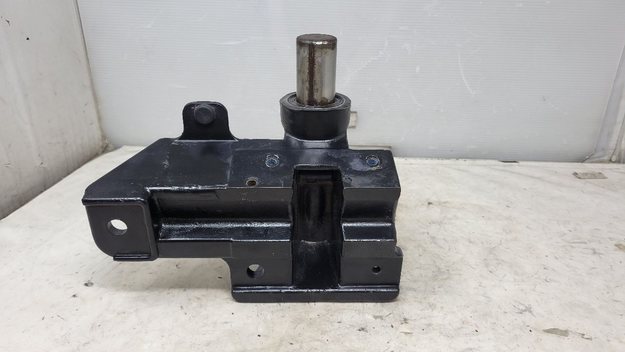 2018 SILVRDO15 LH POWER RUNNING BOARD HINGE ONLY 30637 - image 8
