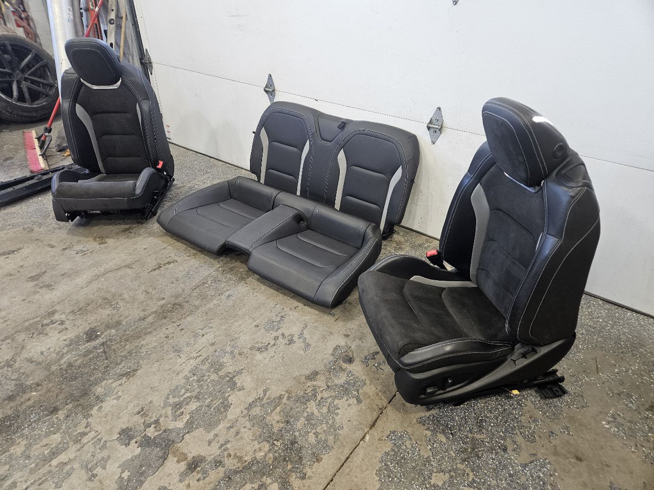 2019 CAMARO FRONT & REAR RECARO SEATS HEATED 30640 - image 3
