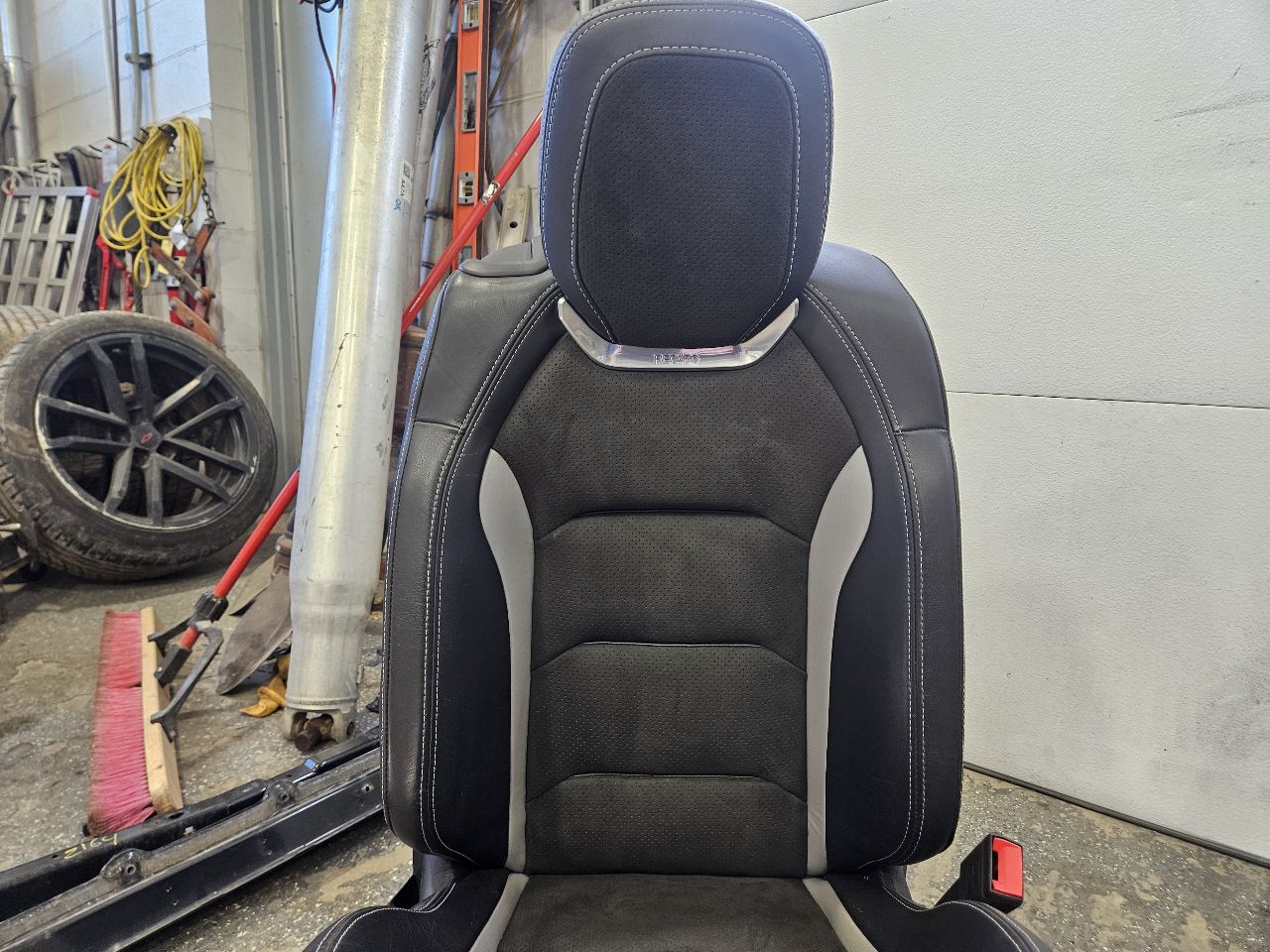 2019 CAMARO FRONT & REAR RECARO SEATS HEATED 30640 - image 10