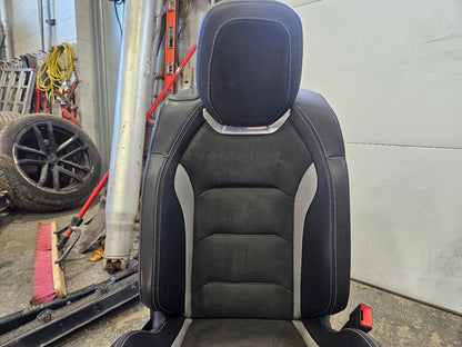 2019 CAMARO FRONT & REAR RECARO SEATS HEATED 30640 - image 10