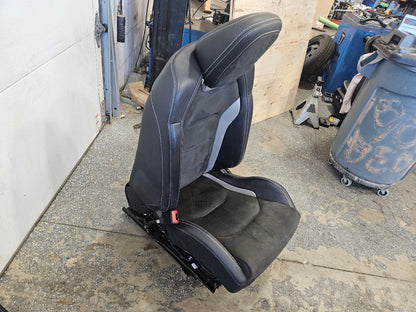 2019 CAMARO FRONT & REAR RECARO SEATS HEATED 30640 - image 13