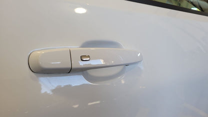 2019 CAMARO RH FRONT DOOR SUMMIT WHITE 000 GAZ 30642 - image 6