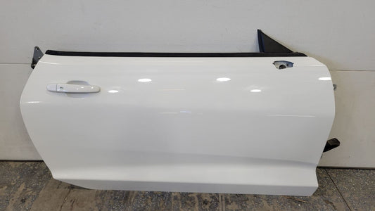 2019 CAMARO RH FRONT DOOR SUMMIT WHITE 000 GAZ 30642 - image 1