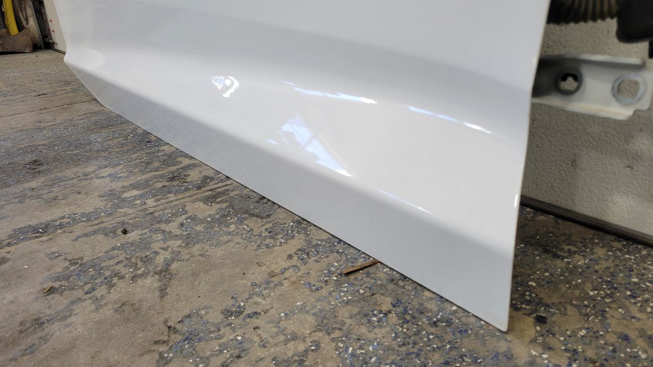 2019 CAMARO RH FRONT DOOR SUMMIT WHITE 000 GAZ 30642 - image 7